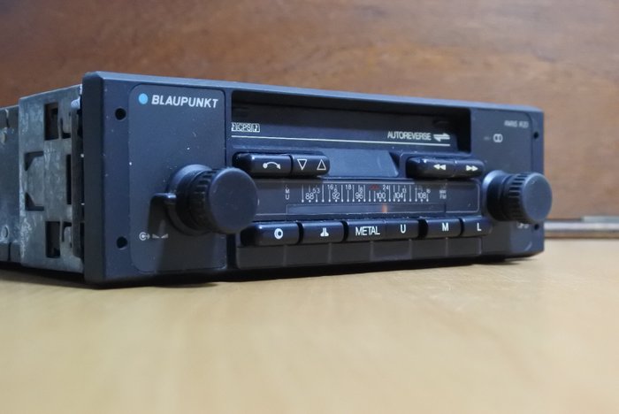 Blaupunkt Paris R23 Stereo CR autoreverse from the 1980s For Porsche 928 or 944