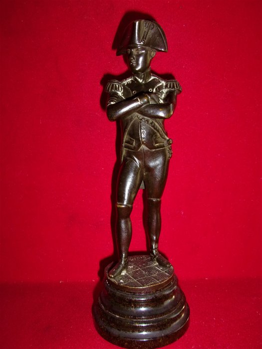 Bronze sculpture representing Napoleon 1st by the famous sculptor ‘Guillemin’