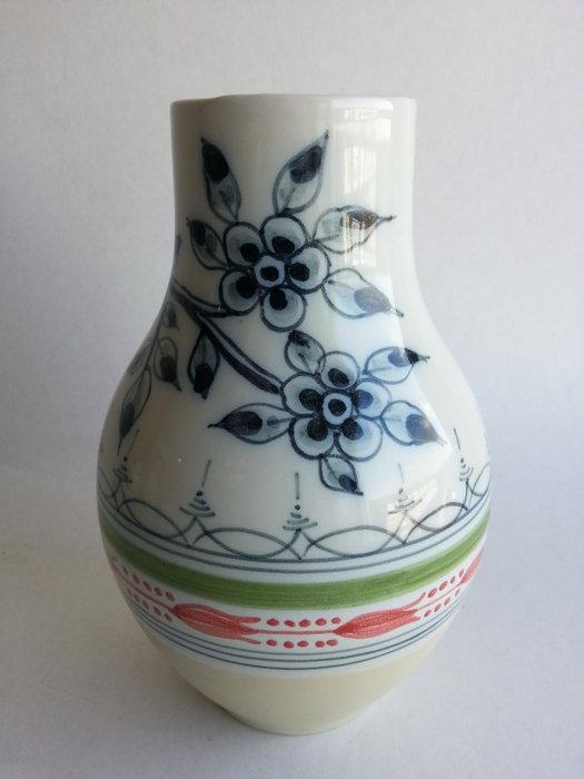 Hella Jongerius for Royal Tichelaar Makkum – ‘Non Temporary’ earthenware design vase