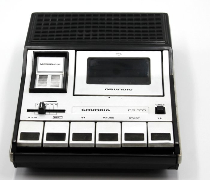Vintage Grundig CR 355 - Portable cassette recorder - with built-in microphone