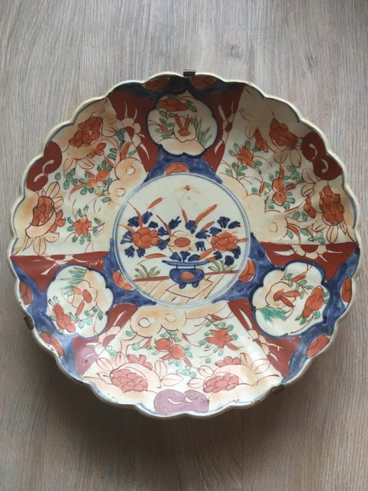 Imari plate - Japan - 19th century