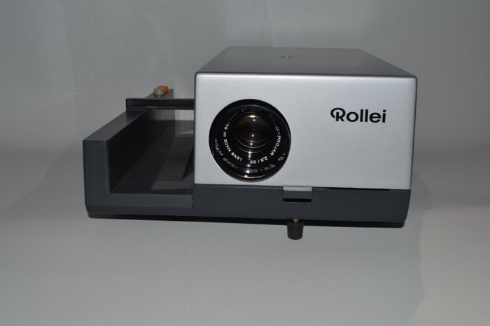 Prestigious ROLLEI P35A slide projector