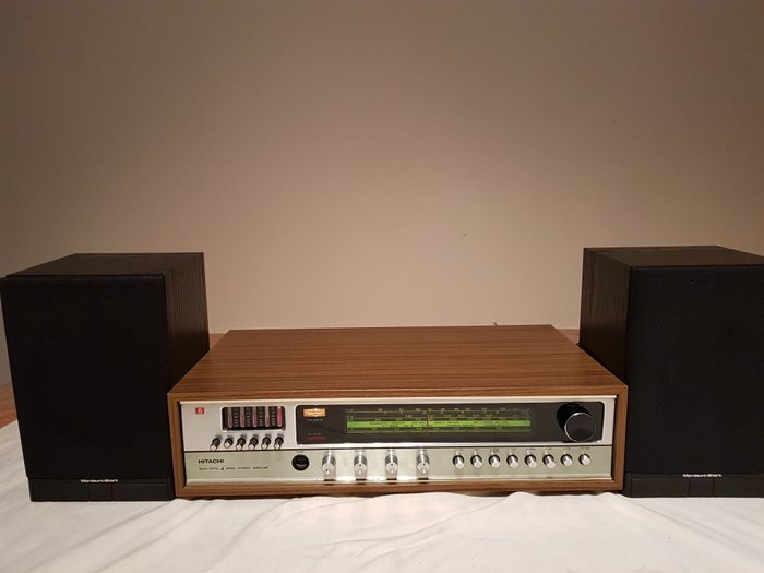Hitachi- KS 2500 E Solid State 4 band Receiver 1974 and Mordaunt-Short MS 05  luidsprekers