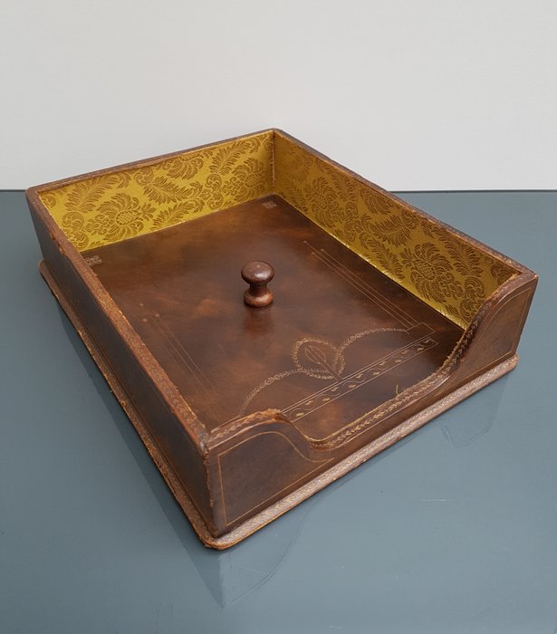 Leather Edwards Sons Letter Tray, Leather Letter Tray With Lid