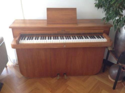 Beautiful Manthey Klaviano (Piano) from the 1960s/70s, style icon