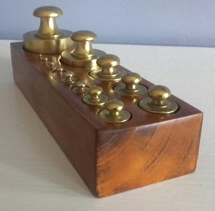 Weight block with 13 copper weights