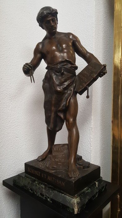 Émile Louis Picault (1833 - 1915) - 'Science et Artisan' - a large patinated spelter statue on a marble base - France - ca. 1900