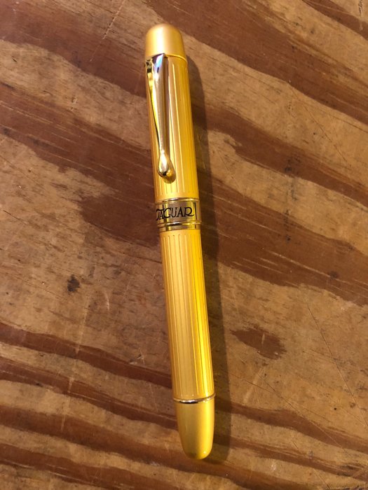 Jaguar ballpoint pen - Gold-plated