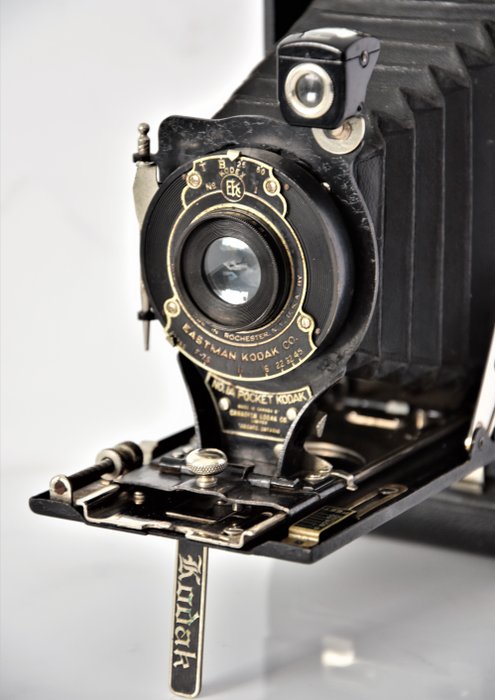 1926 EASTMAN No.1A Pocket KODAK Autographic Folding Camera. - Catawiki