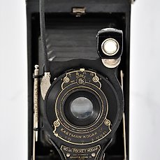 1926 EASTMAN No.1A Pocket KODAK Autographic Folding Camera. - Catawiki