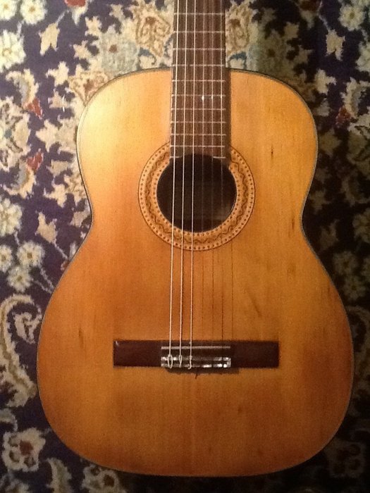 Builder HELMUT HANIKA. Made in Germany. Made in 1973, serial no. 28, concert guitar.