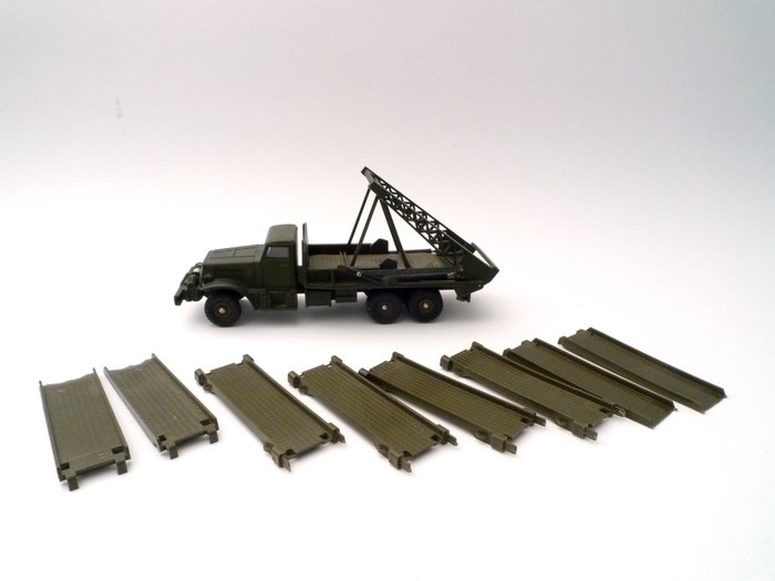 FRENCH Signaleur soldat x 1 Reproduction DINKY TOYS 