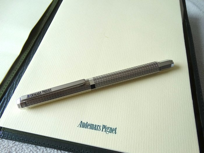 Audemars Piguet silver ballpoint pen with leather writing pad (box and case)