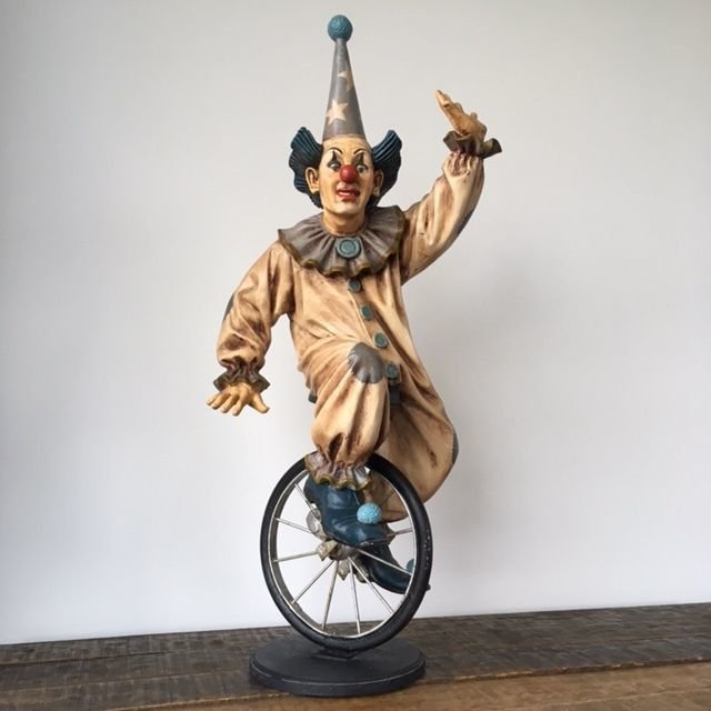Very beautiful Jun Asilo clown on unicycle 80 cm hg [1956]