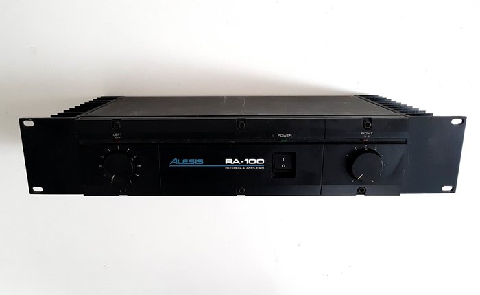 Studio Reference Stereo 19" Power Amplifier Alesis RA 100