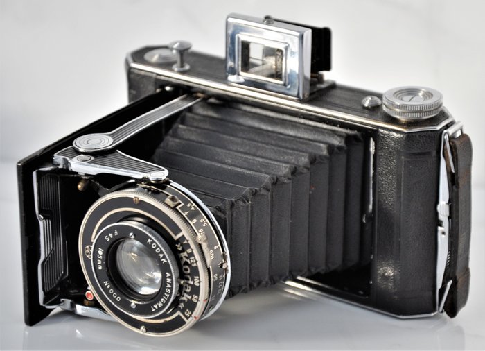 1930's  KODAK  SIX-20  'Model 'B'  Folding Camera.