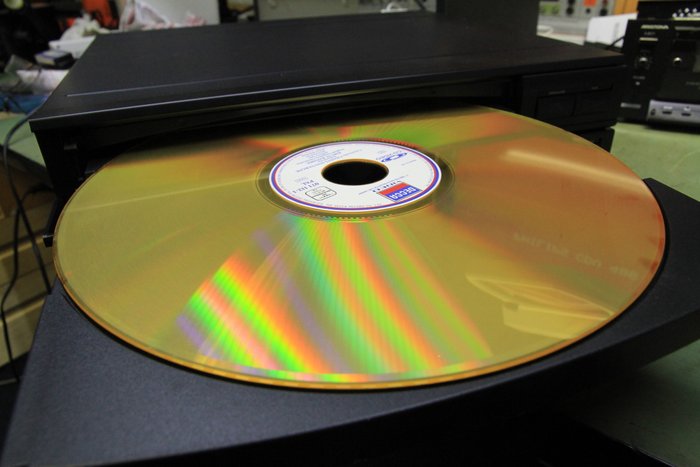 CDV486/02R Philips Laserdisc player