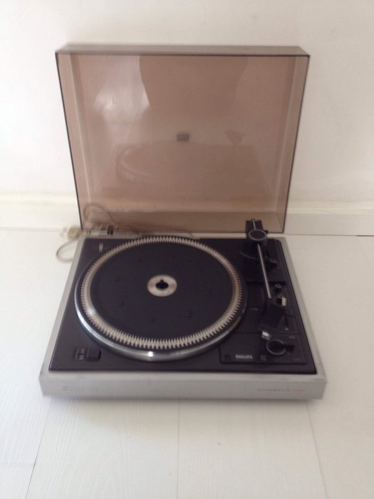 Philips Automatic record player type 22 GA 406/405