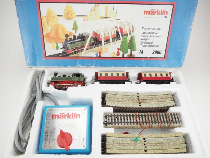 Märklin H0 - 2900 - Conjunto de comboios - Startset met tenderloc, 2 personenwagens, rails en trafo - KLVM