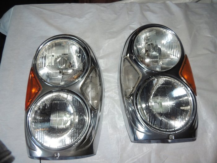 Rare Mercedes W108 - W109 and Coupe headlights