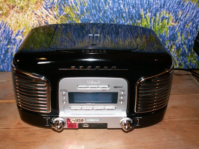 Nice retro STEREO RADIO/CD/MP3/USB player: TEAC SL-D910.