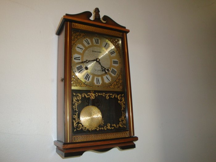 Elegant Vintage mechanic ‘31 Days’ chiming clock ‘made in Japan’