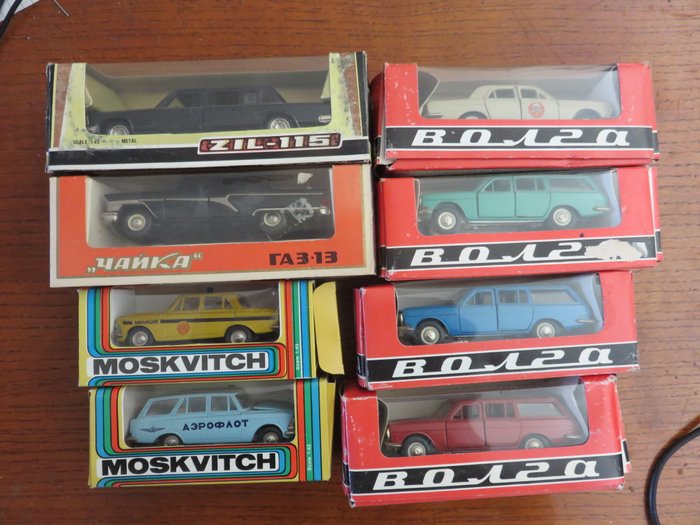 Lot Russian model cars original packaging - Scale 1/43
