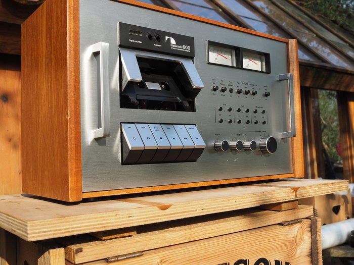 Nakamichi 600 Cassette Console; trimmed on sound quality Nakamichi in original walnut wood case