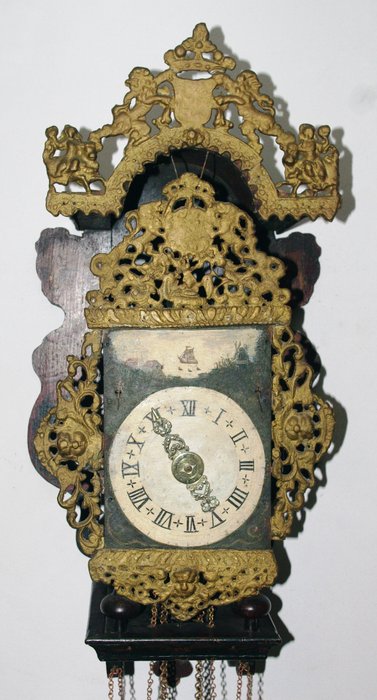 Frisian chair clock - one hand - Period: 1st half 18th century
