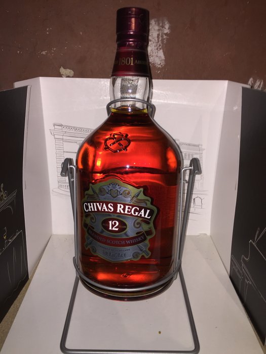 Chivas Regal 12 - 1 galon (4.5 litres)