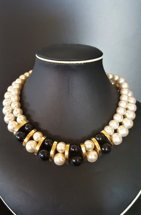 Vintage Napier Gold Tone Chain with Faux Pearls 29
