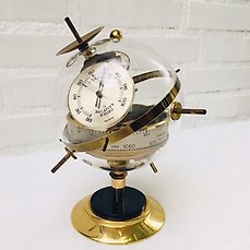 Huger vintage Sputnik weather station/Sputnik mechanical - Catawiki