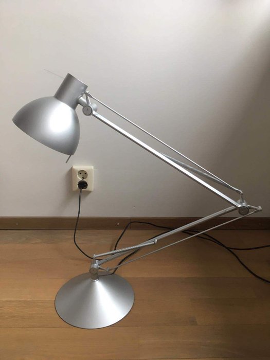 Philippe Starck voor Flos -  tafellamp 'Archimoon classic'