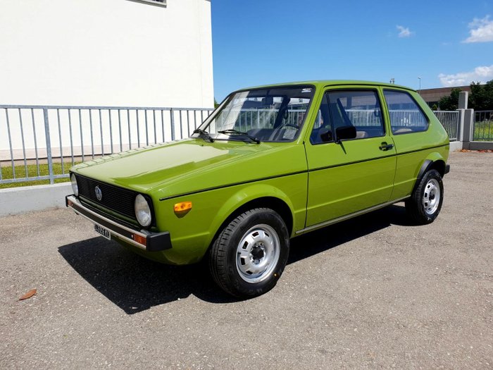 Volkswagen - Golf Mk1 - 1975