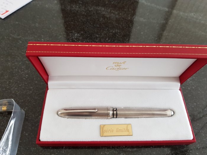 Rare Louis Cartier Silver limited Edition fountain pen "stylo plume Louis Cartier" and "150 plaque argent". Stamped "0320/1847", 