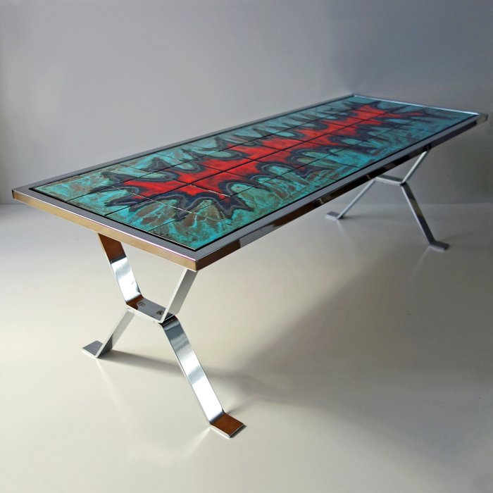 Bayer - coffee table of ceramic and chrome
