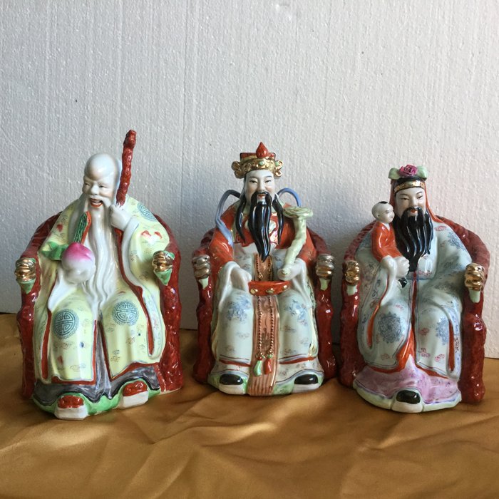 Fu Lu Shou, three Chinese polychrome painted porcelain statues of the three wise men - China - 2nd half 20th century