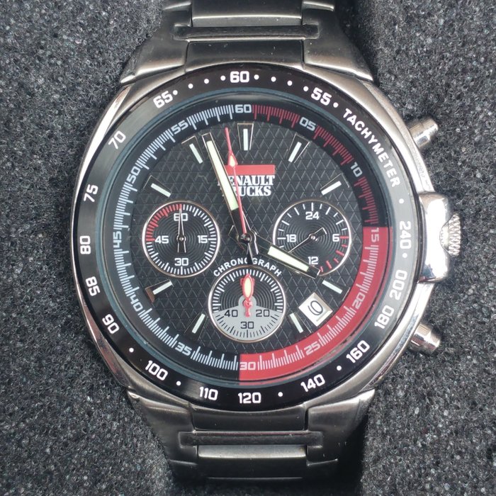 Renault Trucks Deliver Chrono road watch VD53