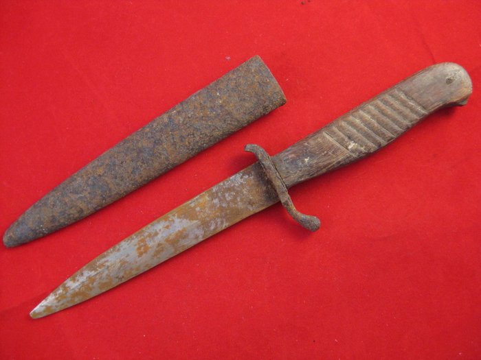 World War I 1914-1918 Germany Trench Dagger Combat Knife - Found on the Battlefield VERDUN