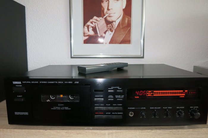 Vintage 3-head Yamaha cassette deck KX-650RS with remote control