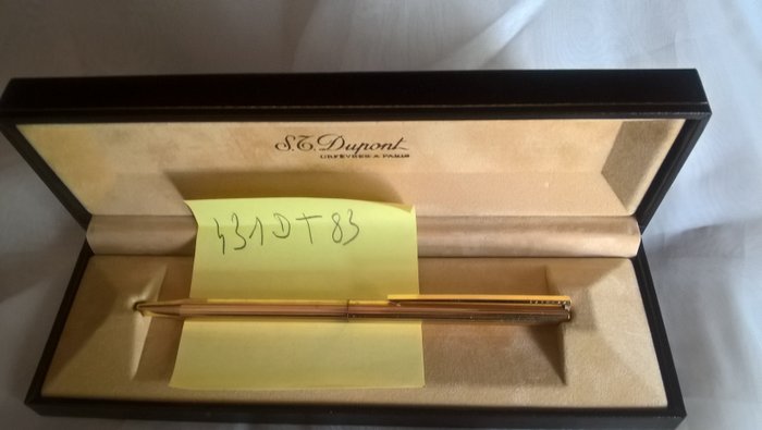 S. T. Dupont Paris Classique (Classic) gold plated ballpoint pen