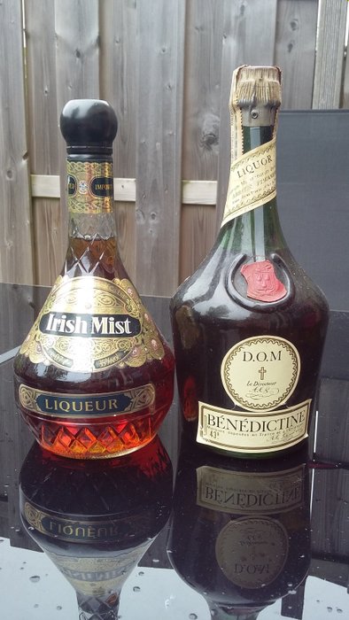 Irish Mist Liqueur  0,7 L (1990s) - 35% vol & D.O.M. Bénédictine Liqueur (1970s) - 0,7 L - 43% vol.  - 2 bottles total