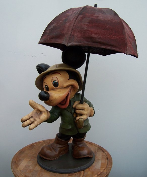 Disney - Beautiful old polyester image of Mickey Mouse on Safari with parasol.