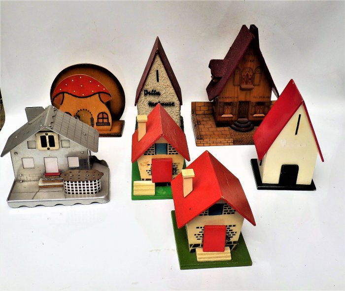 Collection Of Piggy Banks In The Shape Of Cottages Catawiki