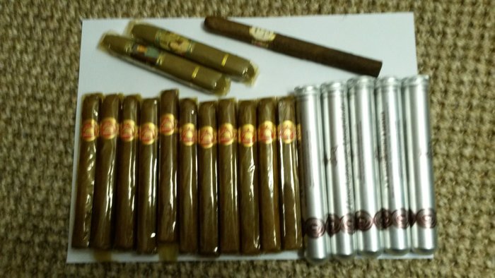 Rare Collection of old cigars twentieth century
