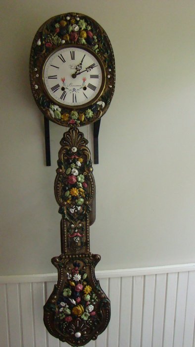 Comtoise clock with flower pendulum - Vedel a Carmaux - France, ca. 1880