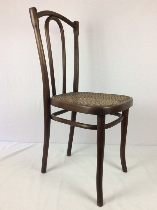 Thonet armstoel antiek finish | Thonet Chair Antique Finish