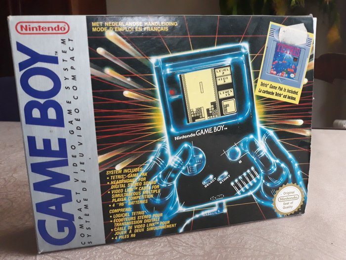 Nintendo Gameboy Classic DMG-01 tetris edition in box
