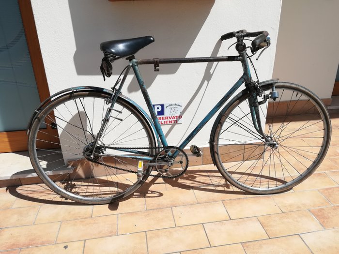 Magistroni bicycle with Campagnolo rod gear