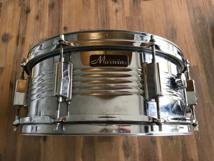 Vintage Maxwin by Pearl - Snare drum  14’ x 6.5’